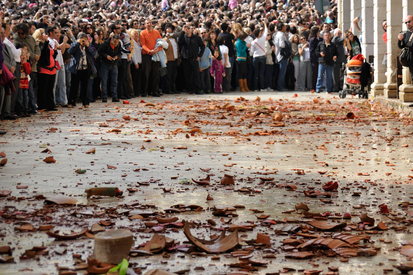 Easter-Celebrations-Around-the-World_Corfu-840x559.jpg